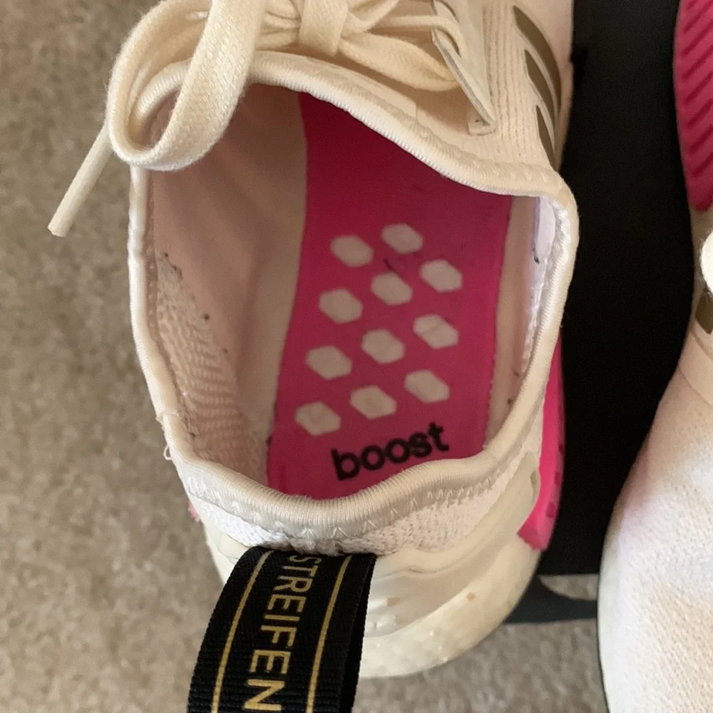 Adidas NMD R1 - Picture 7 of 7